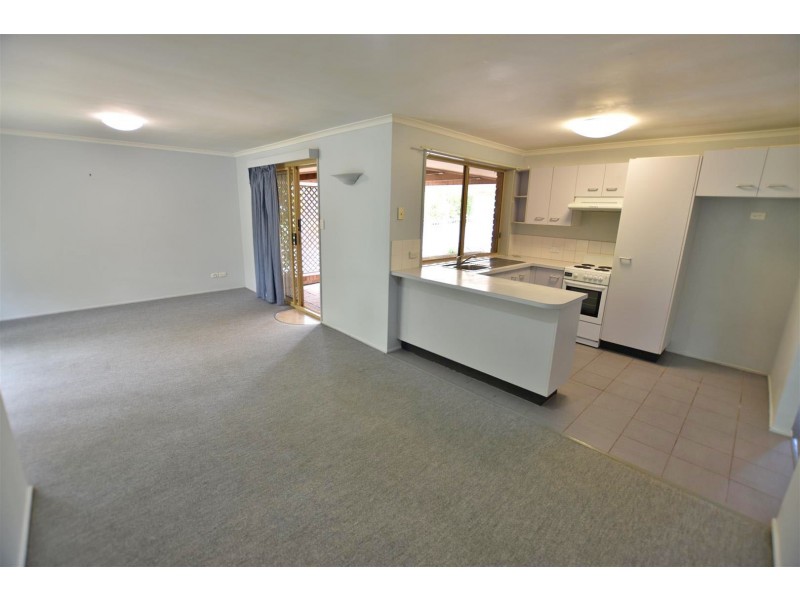40 Kurwongbah Drive, Petrie QLD 4502