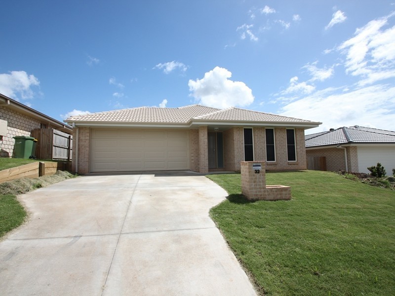 32 Duporth Crescent, Dakabin QLD 4503