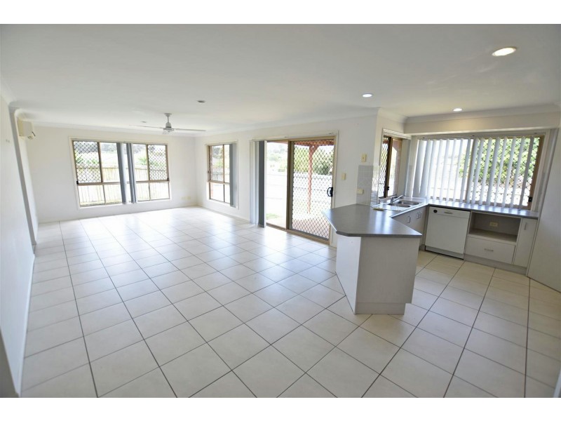 2 Northampton Court, Kallangur QLD 4503