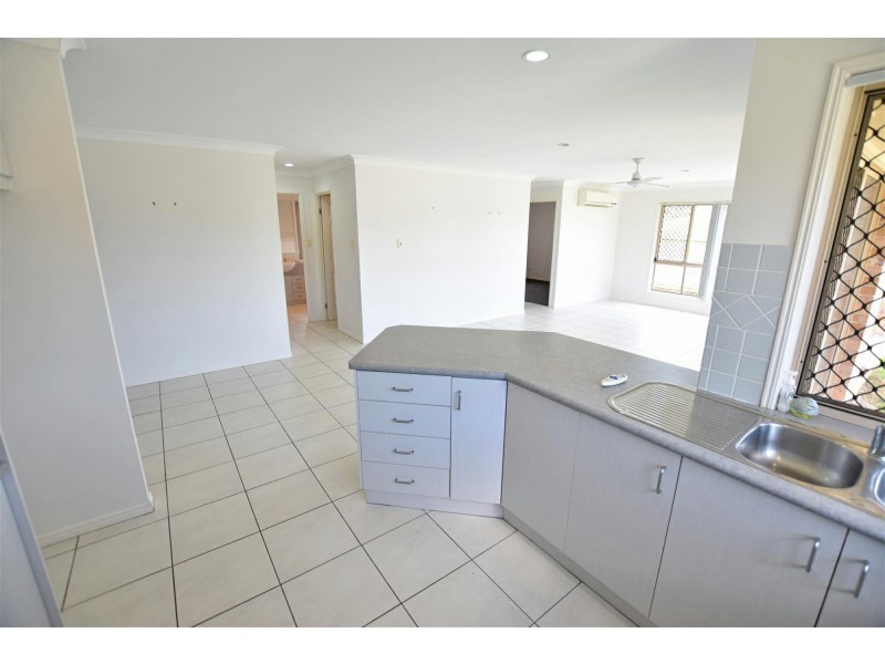 2 Northampton Court, Kallangur QLD 4503