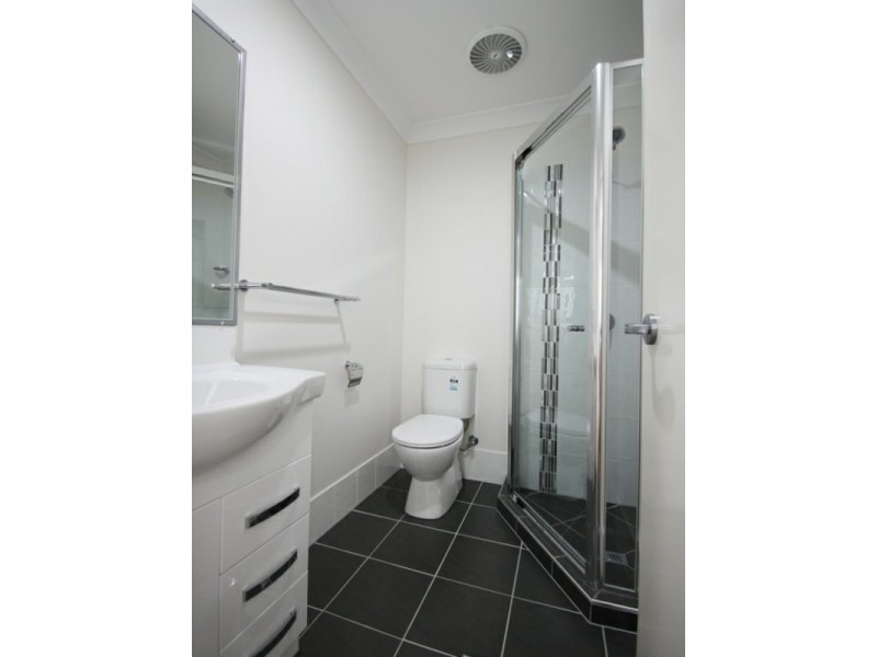 2/11 Storey Road, Kallangur QLD 4503