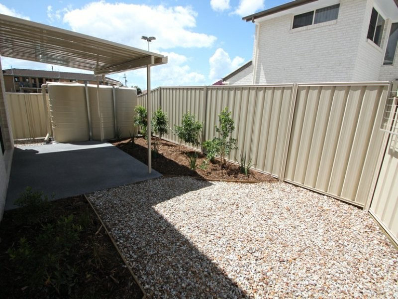 2/11 Storey Road, Kallangur QLD 4503