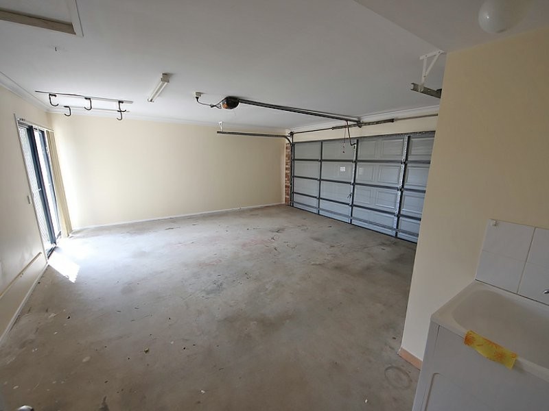 6 Venetian Court, Griffin QLD 4503