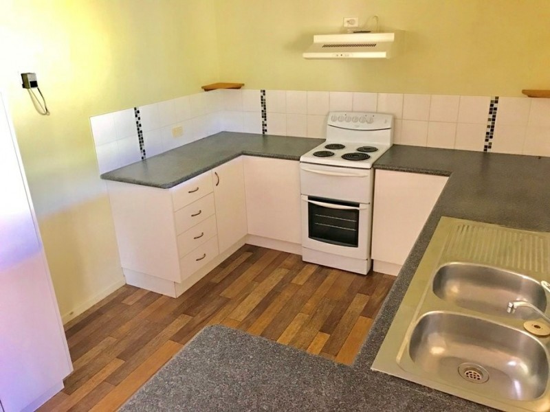 6 Balstrup Road North, Kallangur QLD 4503