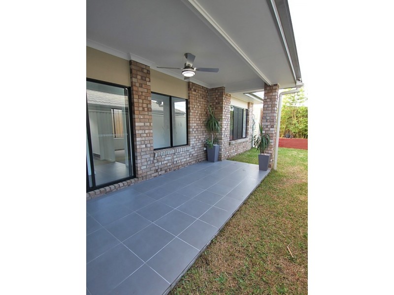 62 Ascot Crescent, Kallangur QLD 4503