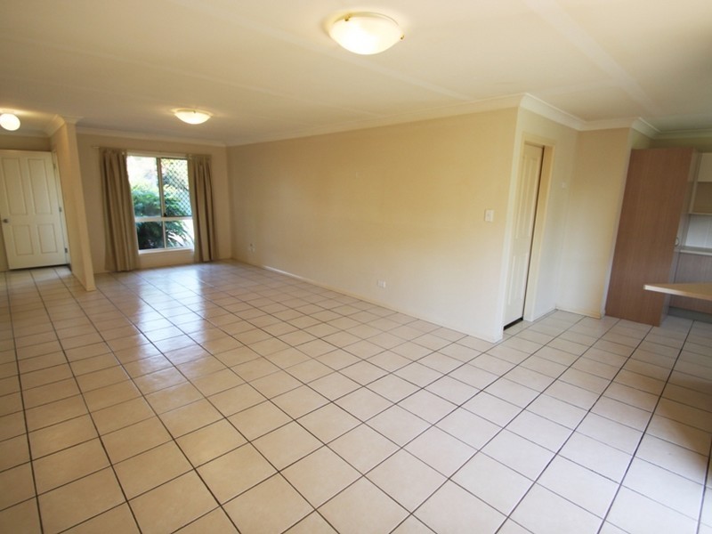 3/11 Ahern Street, Kallangur QLD 4503