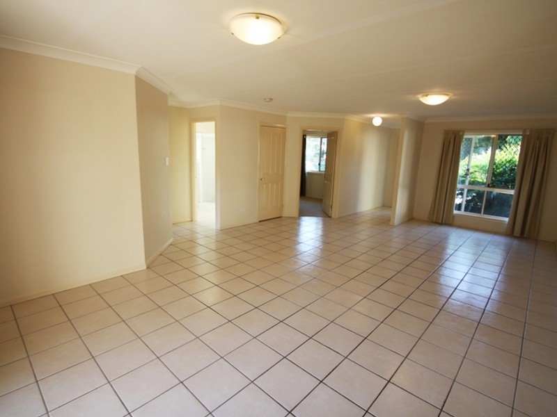 3/11 Ahern Street, Kallangur QLD 4503