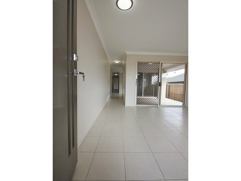 1/11 Braxlaw Crescent, Dakabin QLD 4503