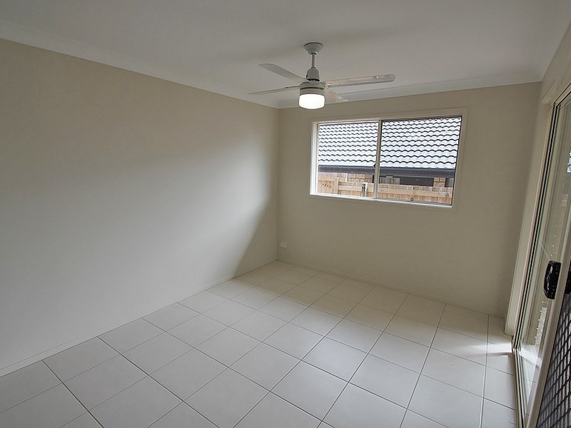 1/11 Braxlaw Crescent, Dakabin QLD 4503