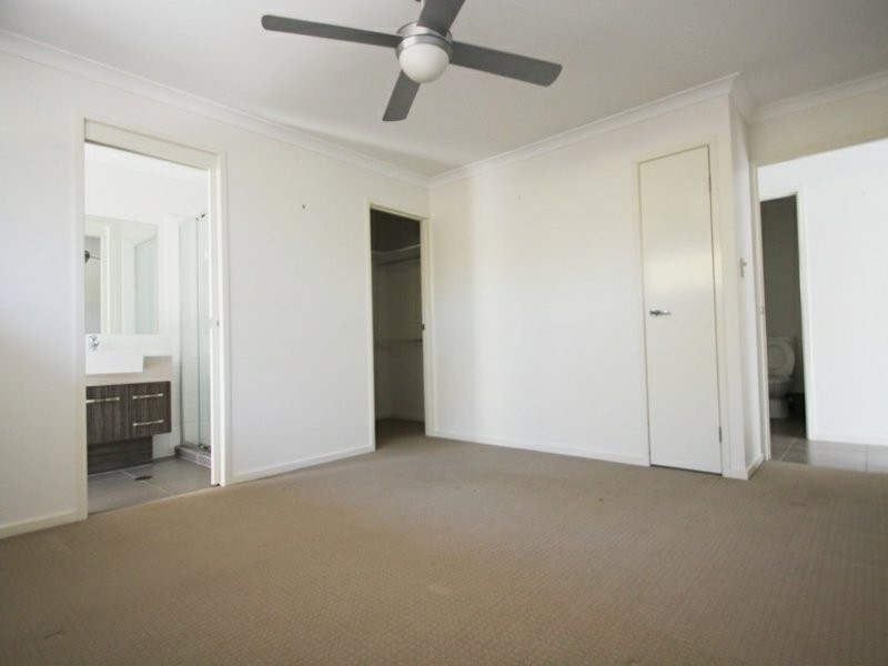 Unit 1/2 Duporth Crescent, Dakabin QLD 4503