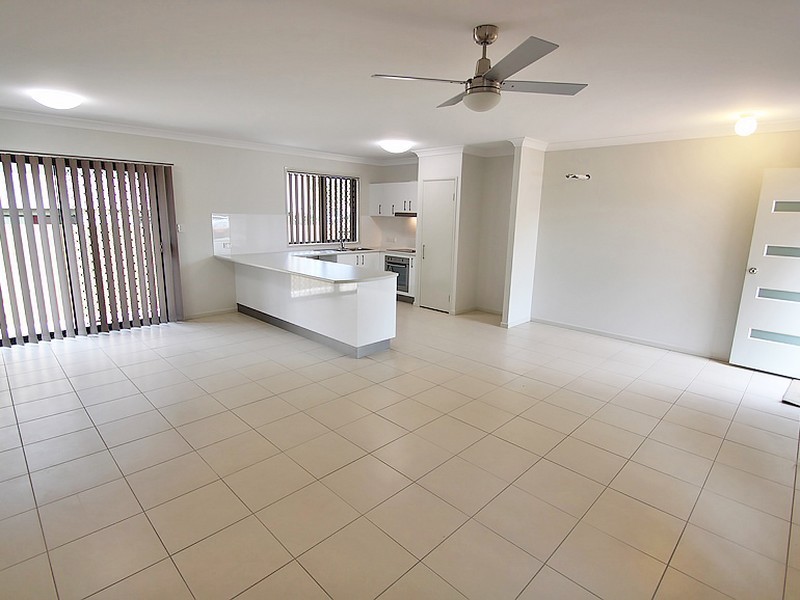 Unit 1/37 Sheehan Street, Kallangur QLD 4503