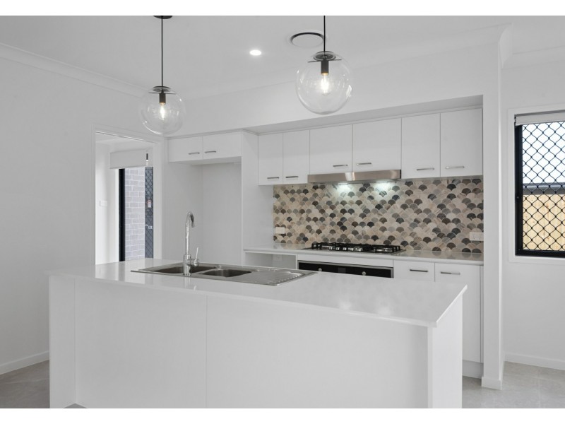 21 Camberwell Drive, Kallangur QLD 4503