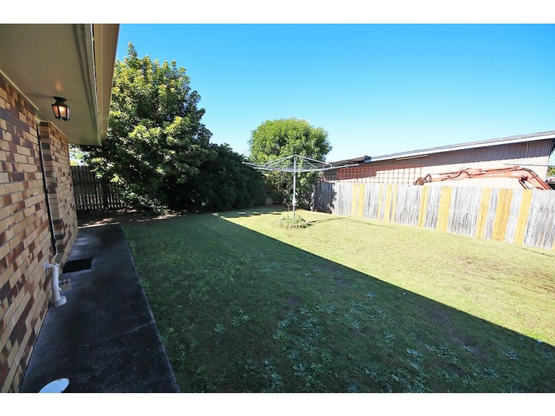 Unit 2/3 Cross Place, Kallangur QLD 4503