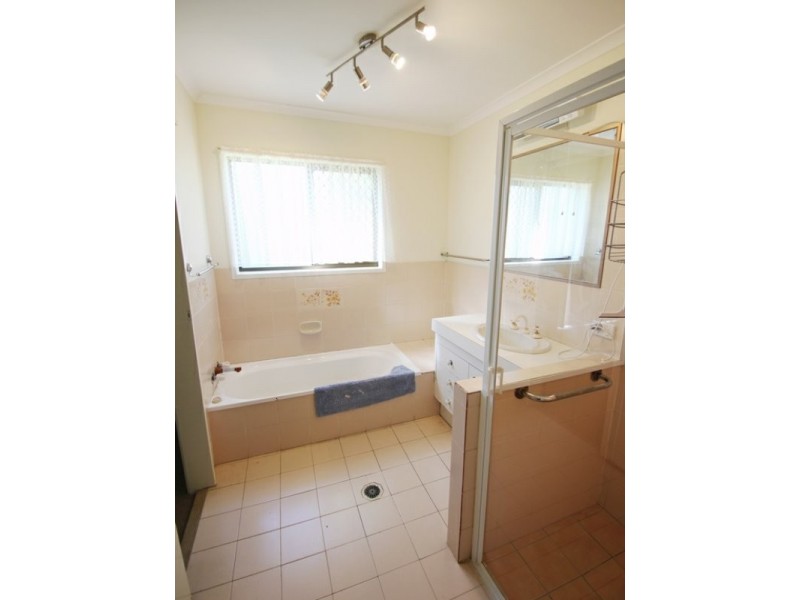 Unit 2/1 McBain Street, Kallangur QLD 4503