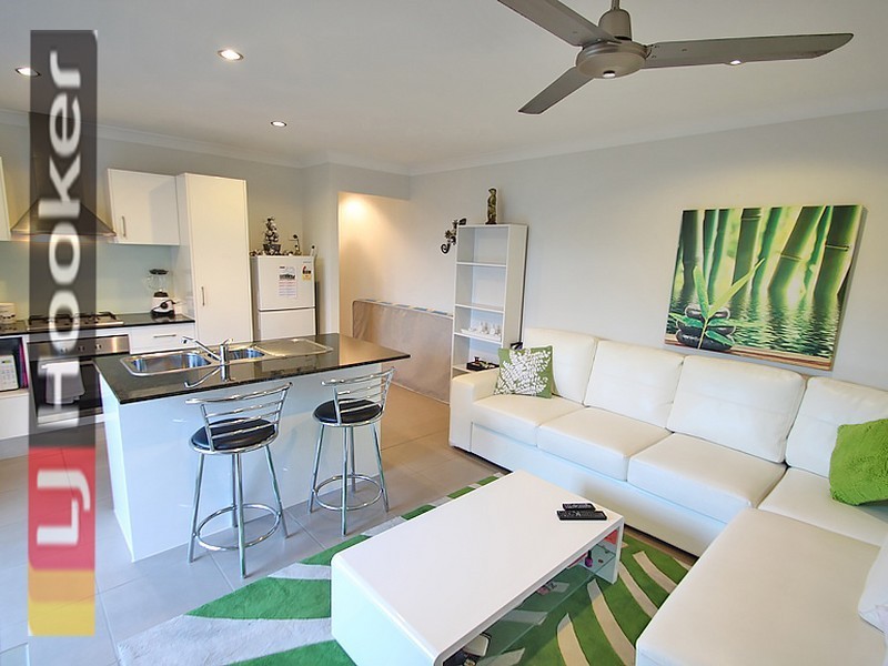 Unit 2/65 Ascot Cresent, Kallangur QLD 4503