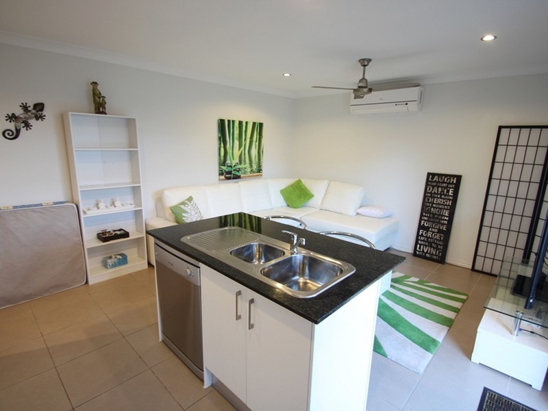 Unit 2/65 Ascot Cresent, Kallangur QLD 4503