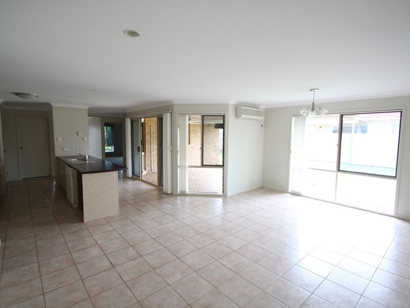 North Lakes QLD 4509