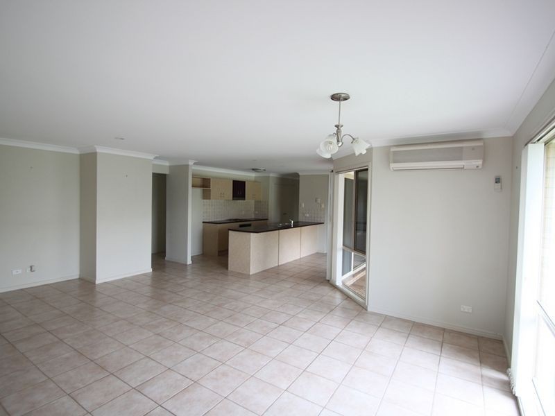 North Lakes QLD 4509