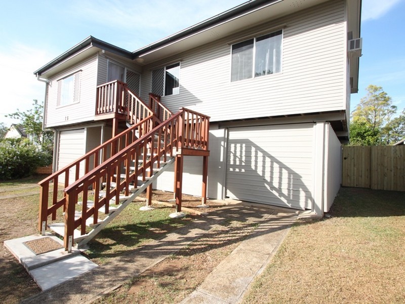 14 Crest Street, Kallangur QLD 4503