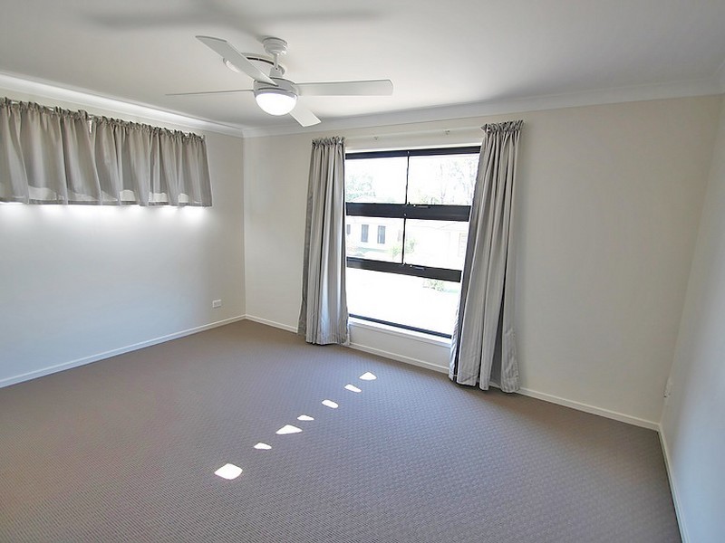 6 Roland Court, Kallangur QLD 4503