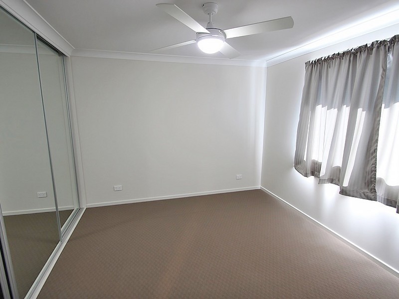 6 Roland Court, Kallangur QLD 4503