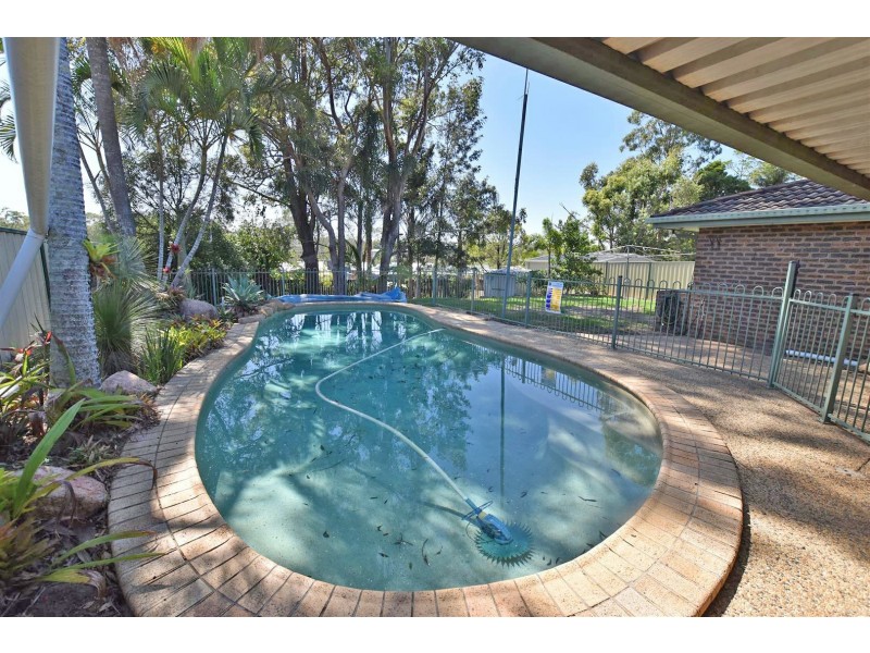 33 Voltaire Crescent, Petrie QLD 4502