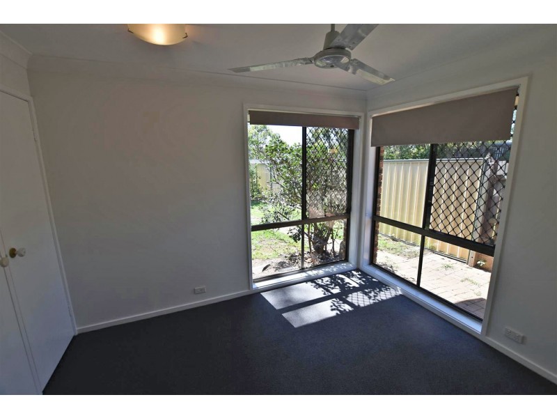 33 Voltaire Crescent, Petrie QLD 4502