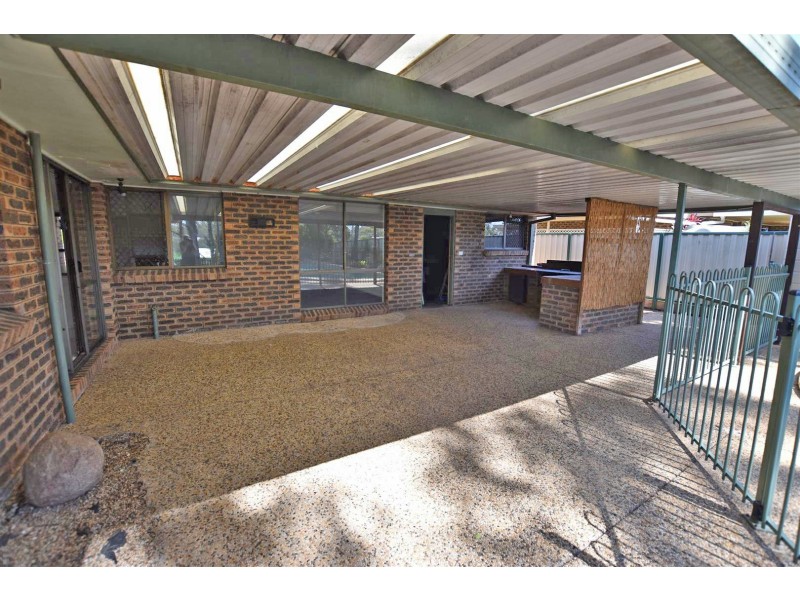 33 Voltaire Crescent, Petrie QLD 4502