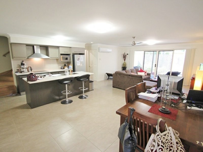 Unit 3/16 Beattie Street, Kallangur QLD 4503