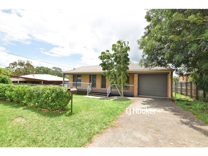 1 Carla Court, Kallangur QLD 4503