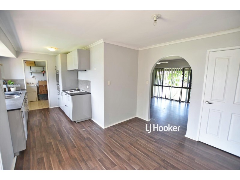 1 Carla Court, Kallangur QLD 4503