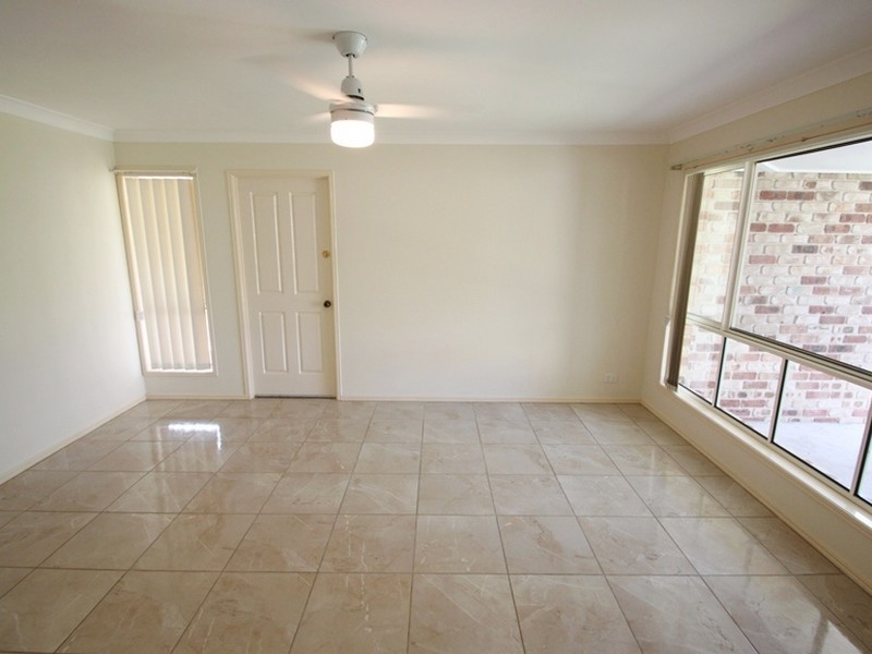 14 Forester Place, Kallangur QLD 4503