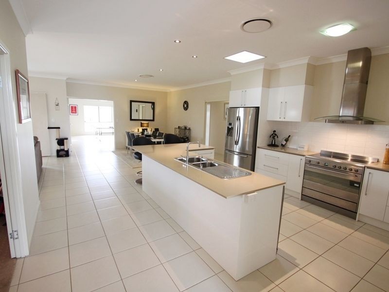 50 Oisin Street, Murrumba Downs QLD 4503