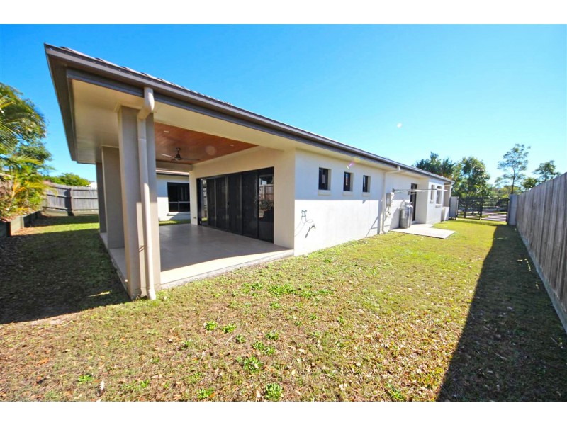 15 Pontiac Drive, Warner QLD 4500