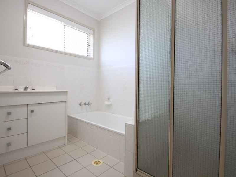 24 Talbot Drive, Kallangur QLD 4503