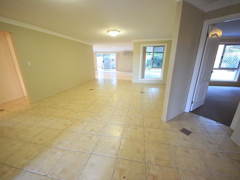 69 Warrego Crescent, Murrumba Downs QLD 4503