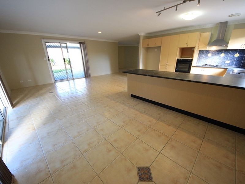 69 Warrego Crescent, Murrumba Downs QLD 4503