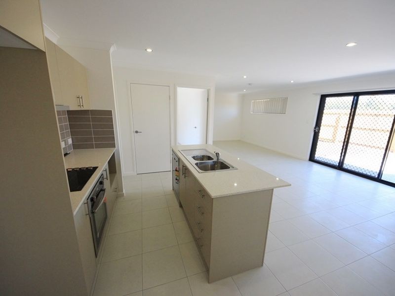 Unit 1/2 Coach Road West, Morayfield QLD 4506