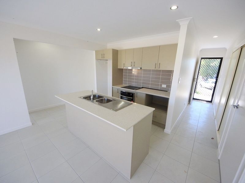 Unit 1/2 Coach Road West, Morayfield QLD 4506