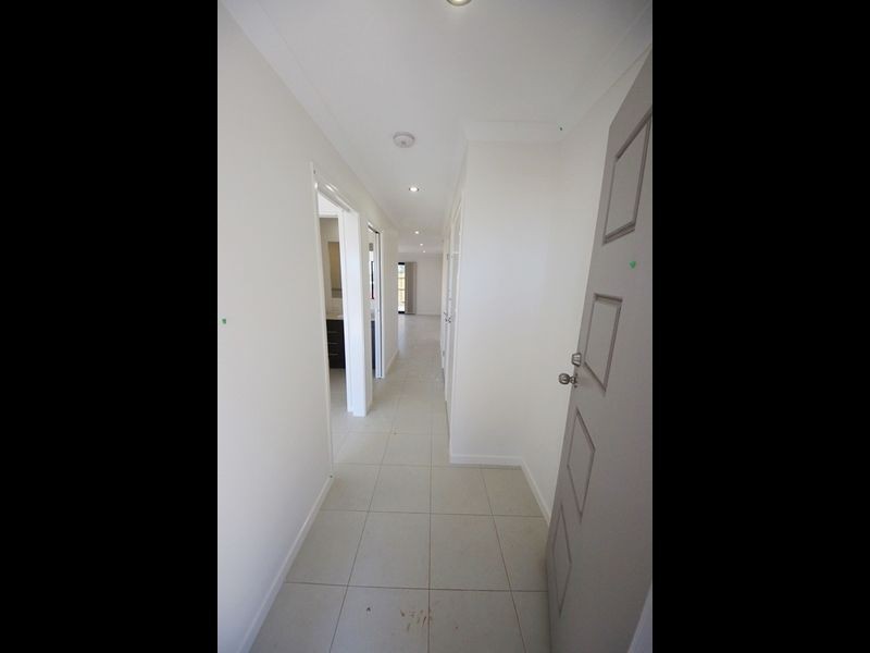 Unit 2/2 Coach Road West, Morayfield QLD 4506