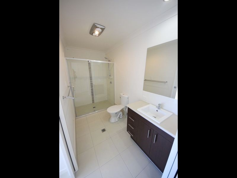 Unit 2/2 Coach Road West, Morayfield QLD 4506