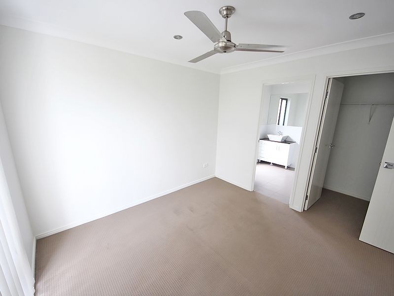 Unit 1/52 Surround Street, Dakabin QLD 4503