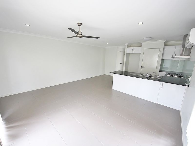 Unit 1/52 Surround Street, Dakabin QLD 4503