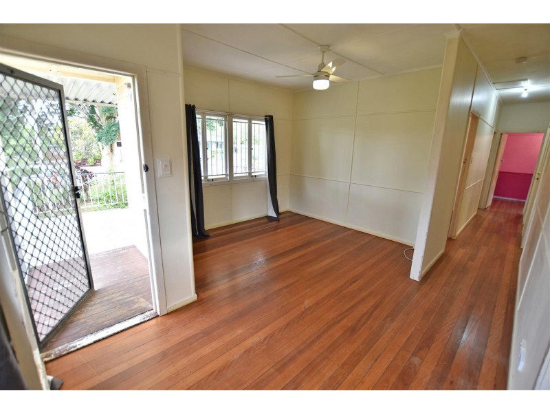 21 Boardman Street, Kallangur QLD 4503