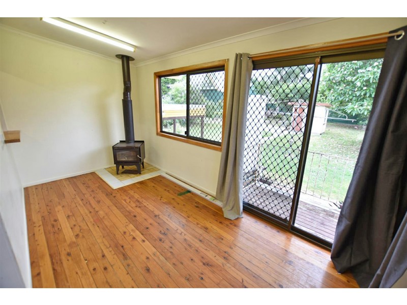 21 Boardman Street, Kallangur QLD 4503