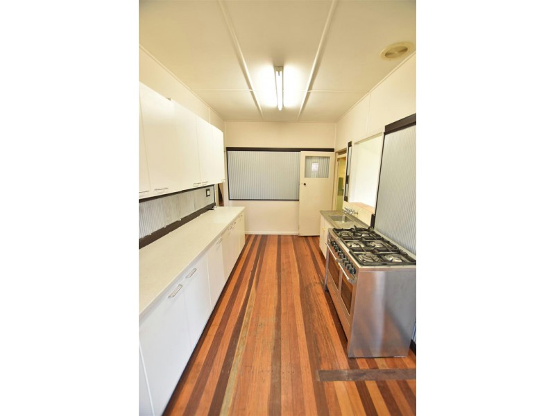 21 Boardman Street, Kallangur QLD 4503