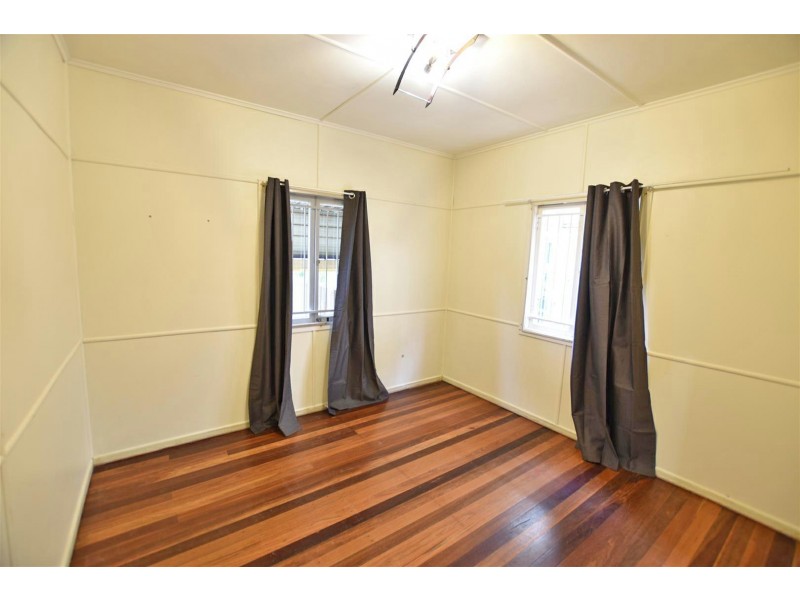 21 Boardman Street, Kallangur QLD 4503