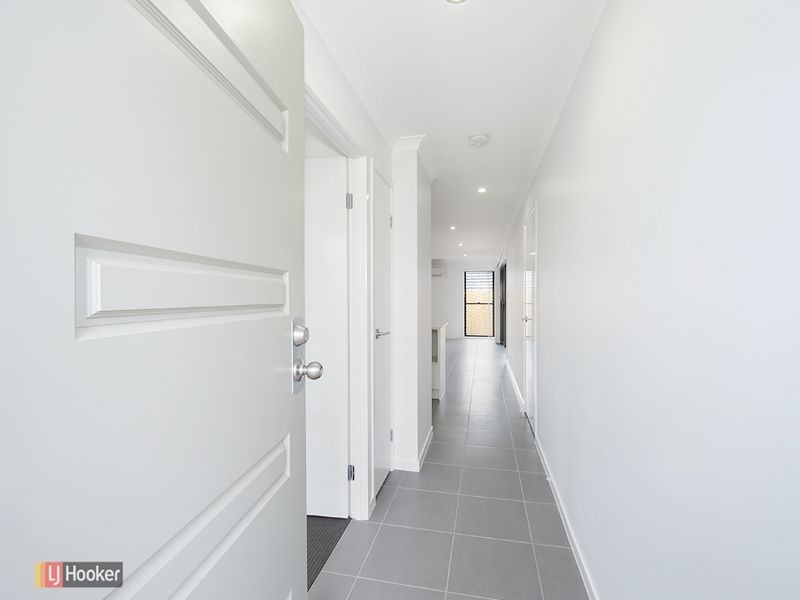 1/2 Sullivan Street, Dakabin QLD 4503