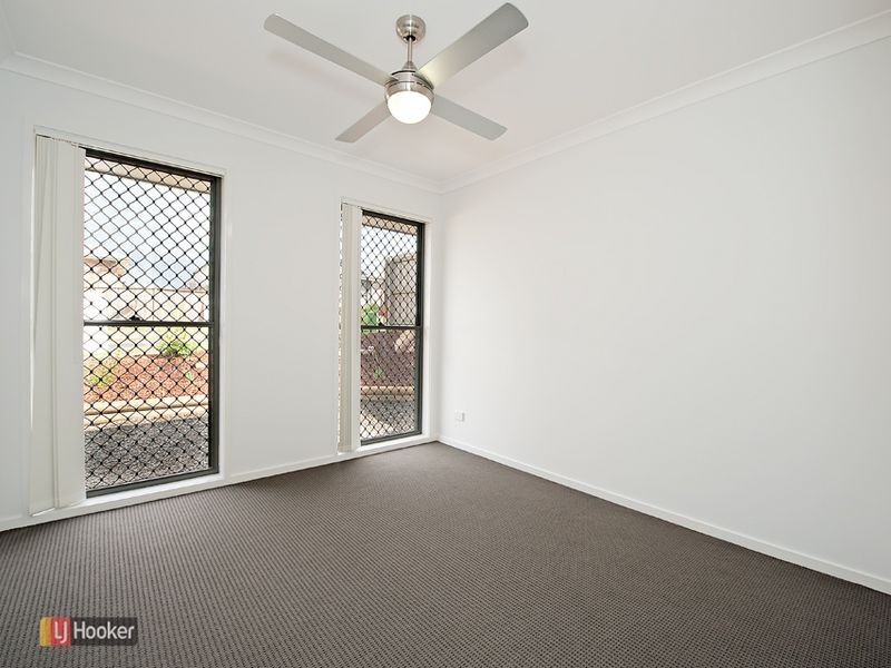 1/2 Sullivan Street, Dakabin QLD 4503