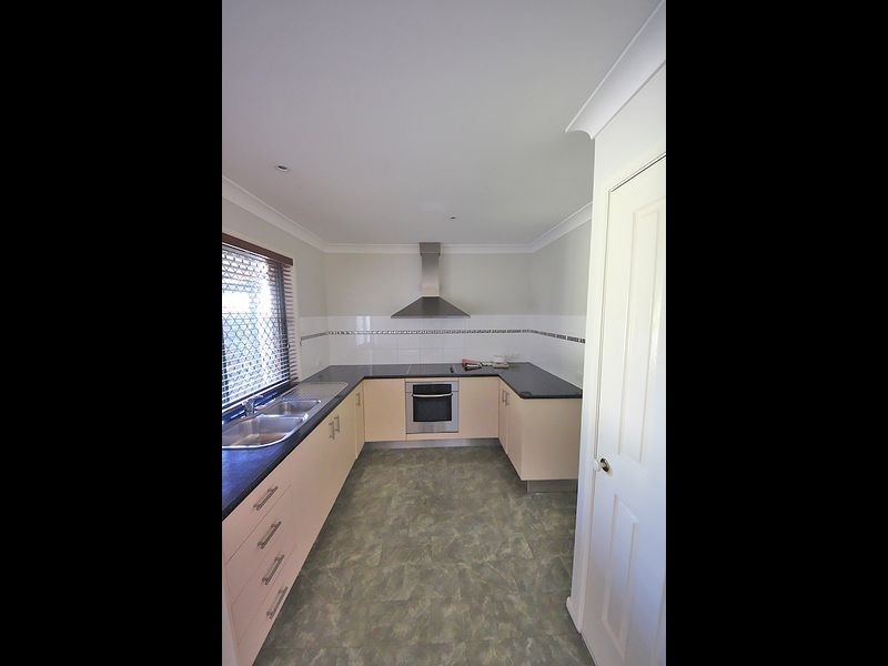 7 Wood Court, Kallangur QLD 4503